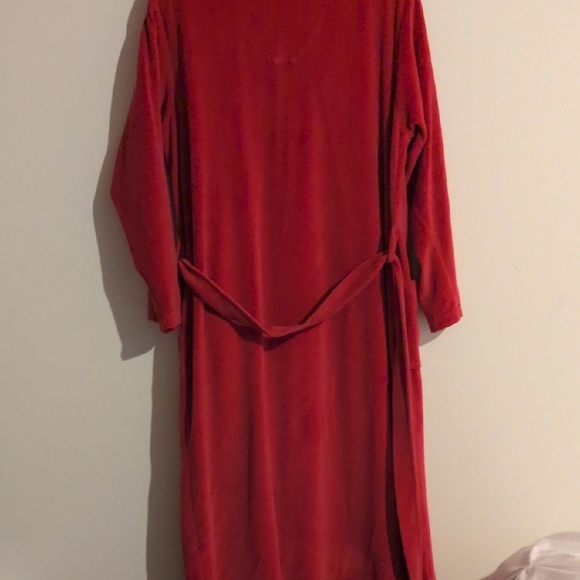 Anne Klein Red Plush Robe with Wrap Closure - Picture 4 of 6